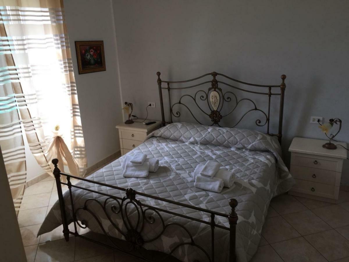 Apartment La Maison Messina Luaran gambar